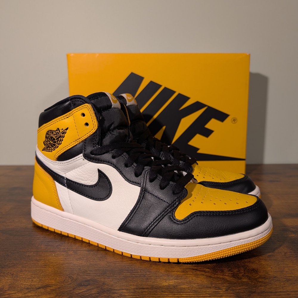 Air Jordan 1 Retro High OG 'Taxi' Yellow Toe - Size 9 Mens